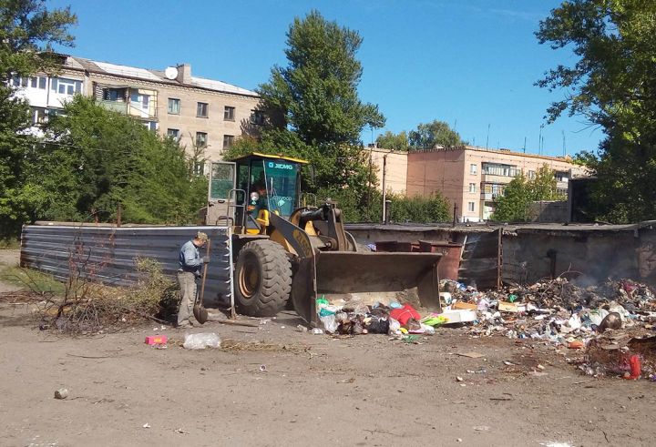 В городах Краснодонского района наводят порядок