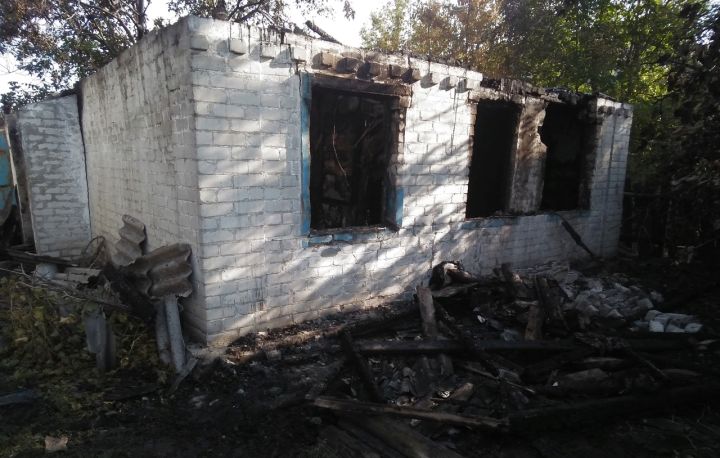 В посёлке Комсомольский мужчина погиб на пожаре