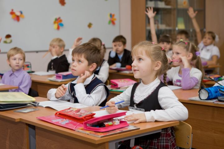 Дети из Украины и ЛДНР пошли в школу в Приморье