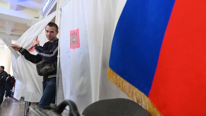 Наблюдатели из Франции, Мексики и Сирии прибыли в ЛНР для работы на референдуме