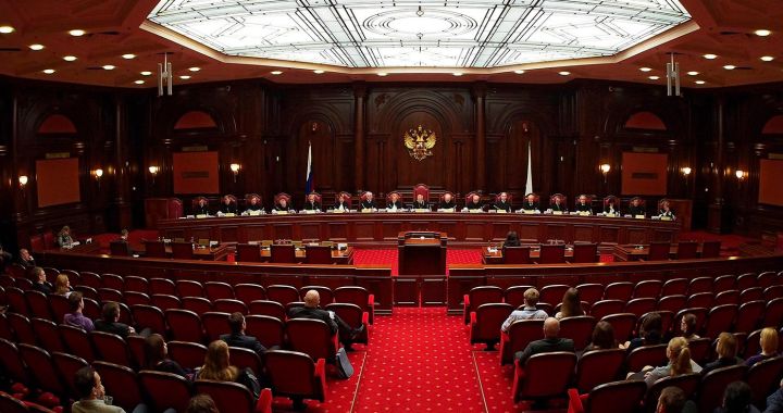 Конституционный суд РФ проверит договоры о принятии новых территорий