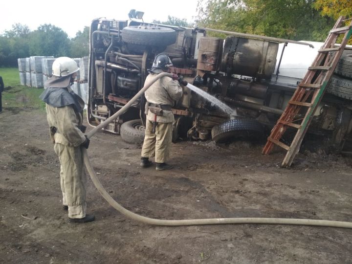 На территории одной из школ Кировского района произошло ДТП