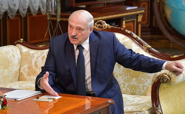 «Повышать нельзя!»: Лукашенко запретил поднимать цены на товары в Беларуси