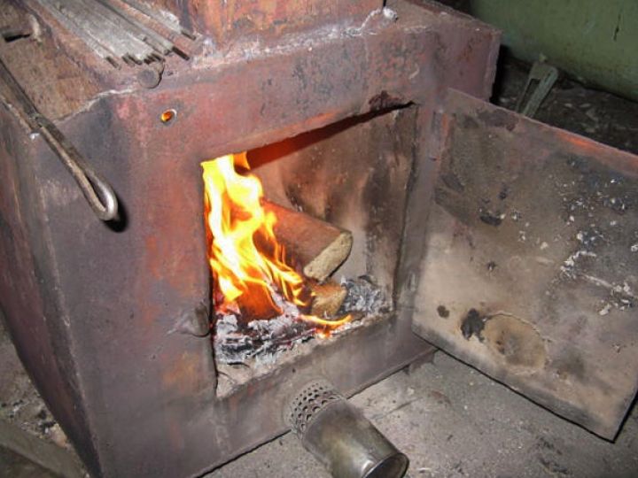 Жительница Свердловского района отравилась угарным газом