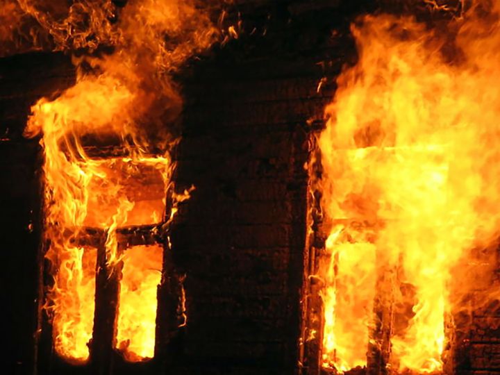 На пожаре в Красном Луче погиб 53-летний мужчина