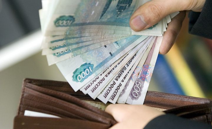 В ЛНР повысили минимальные зарплаты