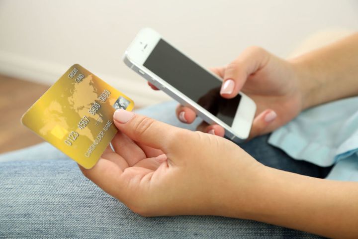 Как абонентам «МКС» пополнить счёт через российский банк