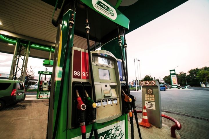 В ДНР подешевел газ на госзаправках