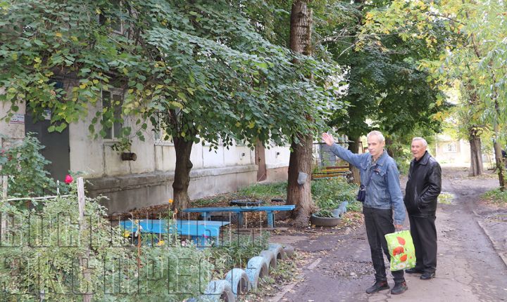 Смотрим не только под ноги: какие «угрозы сверху» поджидают свердловчан