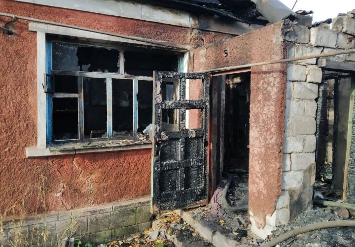 Житель Перевальска пострадал на пожаре