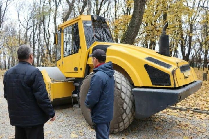 Ставропольские строители реконструируют парк Победы в Антраците