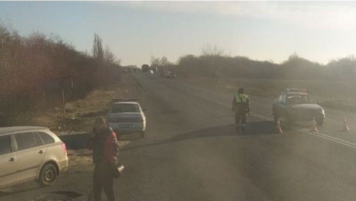 На трассе «Торез-Шахтёрск» произошло ДТП с участием автобуса и военного грузовика: погибли более 15-ти человек