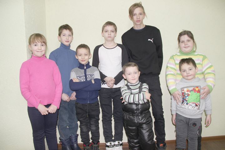 «Исполним детскую мечту вместе»: станьте Дедом Морозом для детей-переселенцев из Краснодона