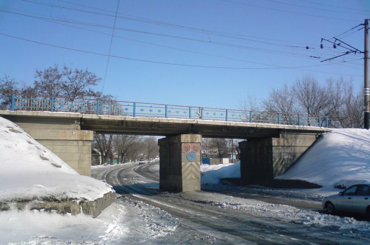 В Красном Луче повреждён ж/д мост