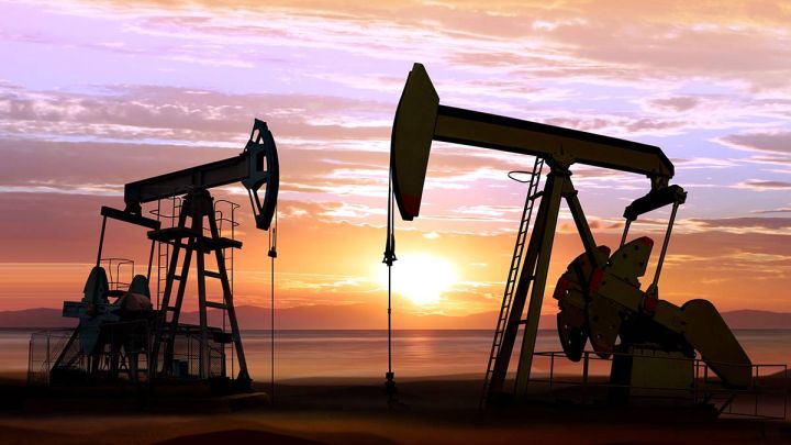 Путин запретил поставки российской нефти в страны, которые установили на неё потолок цен