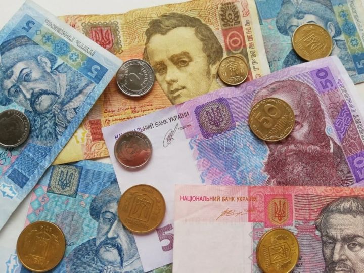Гривна вышла из обращения: единственной денежной единицей в ЛНР остался рубль