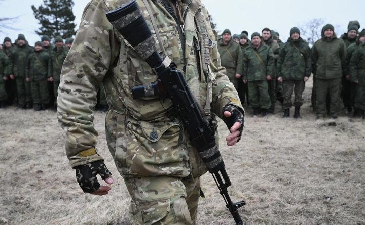 За новогодние праздники в ЛНР вернулись более 60-ти военных в результате обмена пленными - Пасечник
