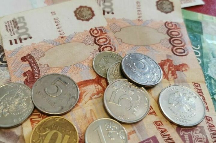 В Свердловске профинансировали пенсии по 22 выплатное число