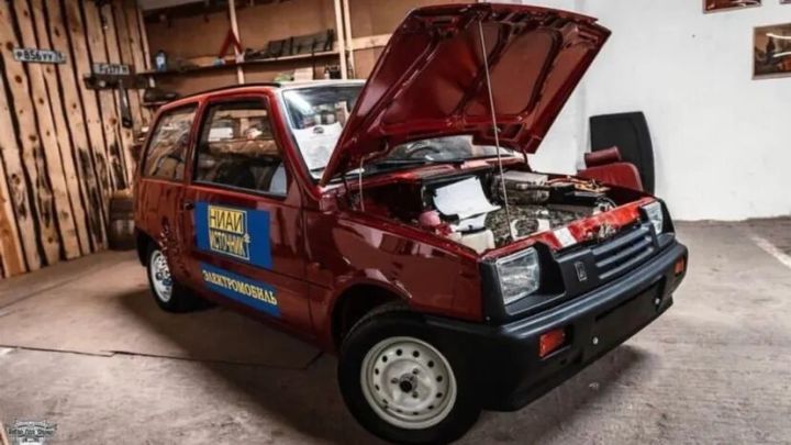 Автомобиль «Ока» 1995-го года выпуска продают за 18 млн рублей