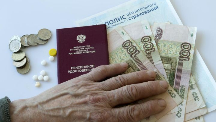 Пасечник внёс изменения в закон о назначении и выплате пенсий в ЛНР