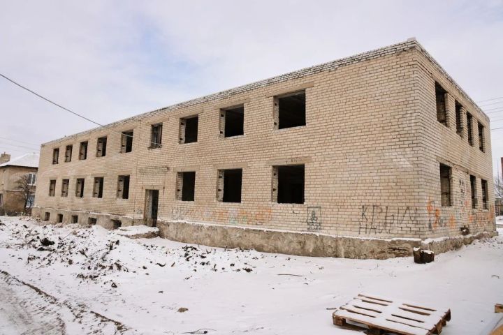 В Свердловске строят общежитие для временных переселенцев