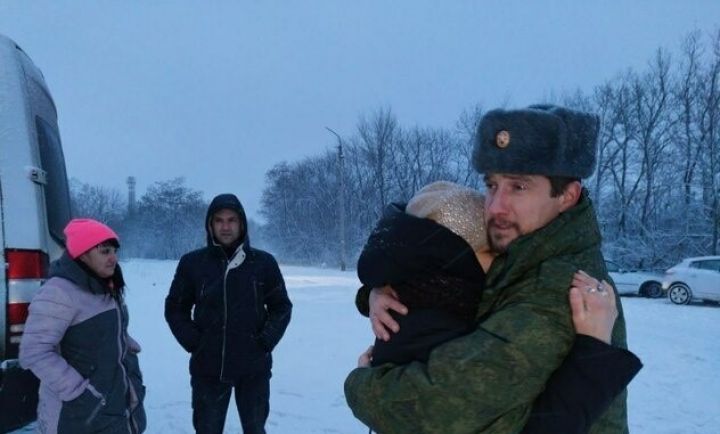 Из украинского плена освободили 10 защитников ЛНР