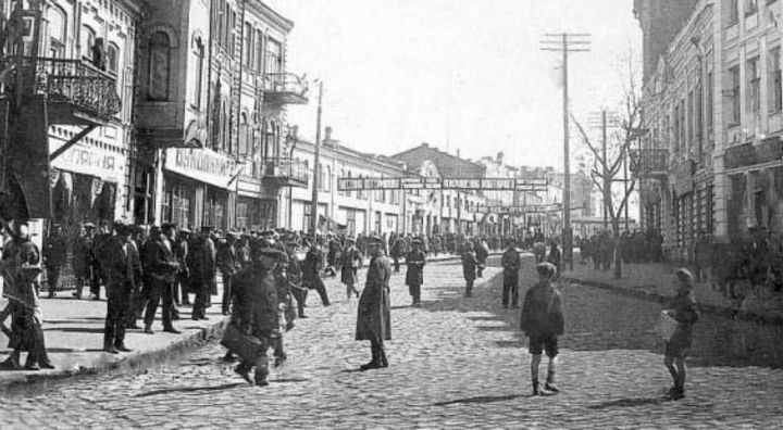 Пасечник: 14 февраля Ворошиловград отметил свой второй день рождения