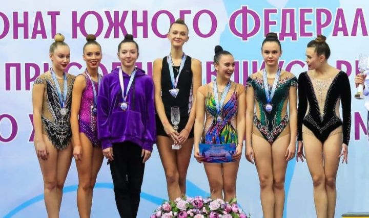 Луганчанка София Чумак взяла «серебро» на чемпионате по гимнастике в Сочи