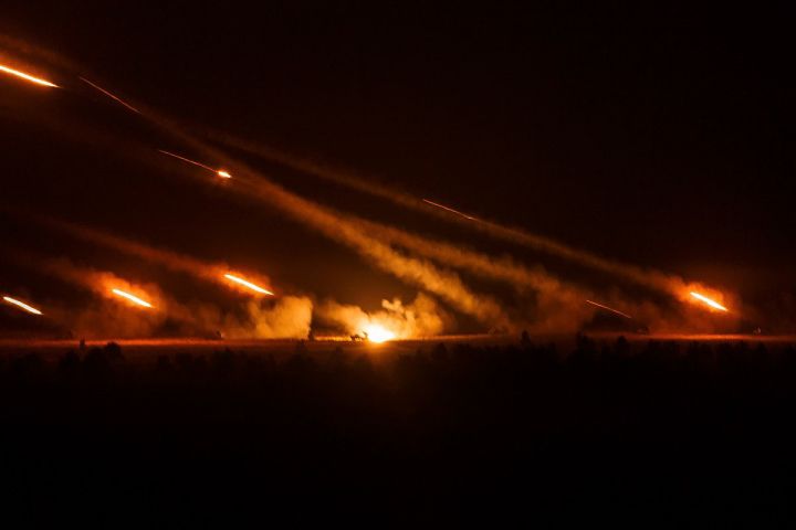 ВСУ обстреляли один из населённых пунктов ЛНР из арторудия