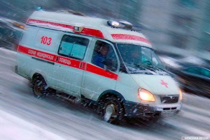 В ЛНР за сутки с обморожением в больницы попали мужчина и маленький ребёнок