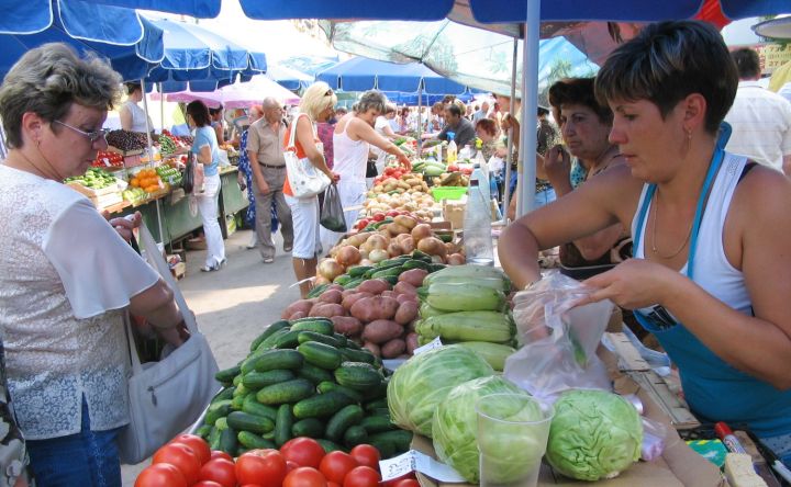 В Луганске функционируют 28 рынков