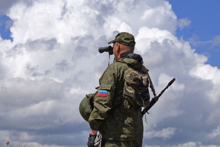 Участники СВО доблестно освобождают исконно русскую землю, громя ненавистного врага - Пасечник