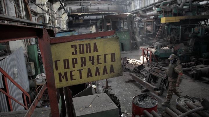 Российские бойцы взяли под контроль завод в Артемовске