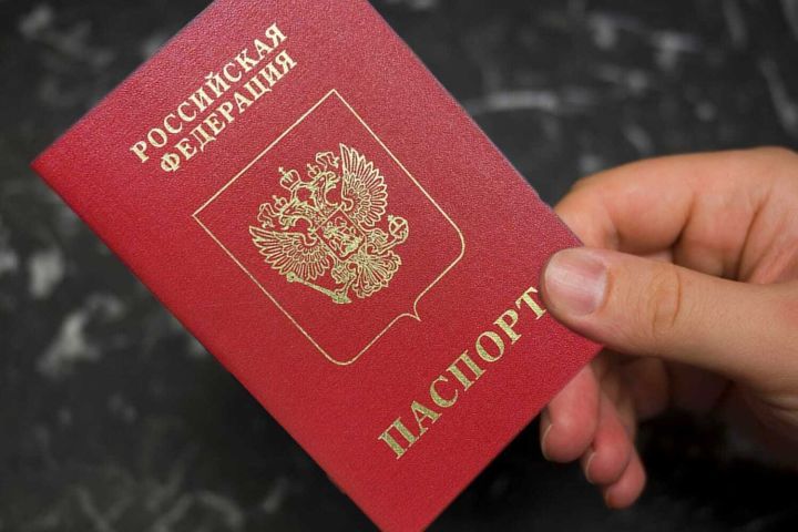 В ЛНР открыли временный пункт приёма документов на российский паспорт для ветеранов