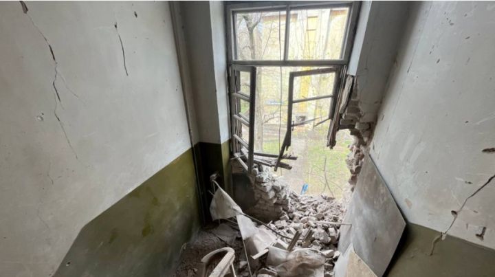 ВСУ ударили по центру Донецка из РСЗО: поврежден крытый рынок, есть погибший и пострадавшие (ФОТО)