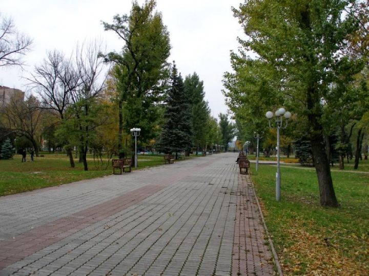 В Луганске закрыли парк ВЛКСМ