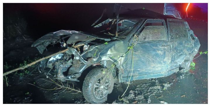 Страшное ДТП произошло в Антрацитовском районе: авто буквально сложилось в «гармошку»