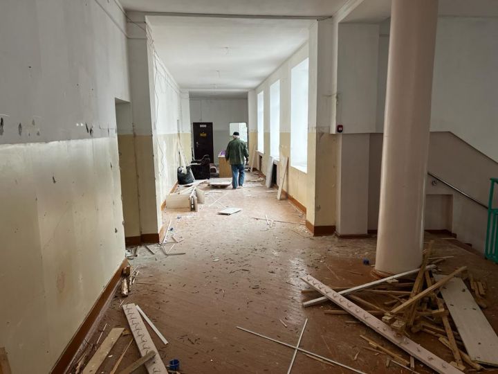 Две школы и детсад отремонтируют в Брянке в этом году